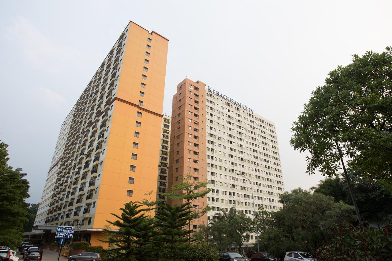 Literooms Kebagusan Jakarta Exterior foto