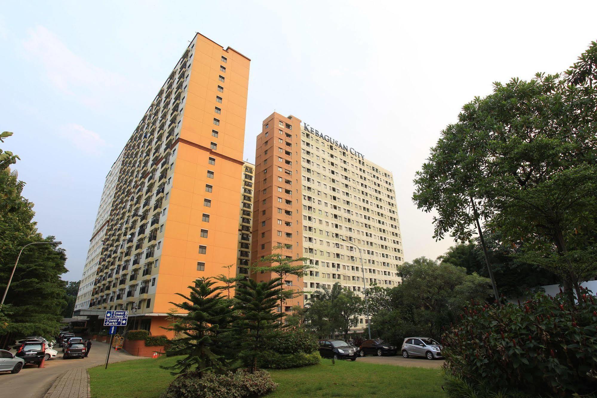 Literooms Kebagusan Jakarta Exterior foto